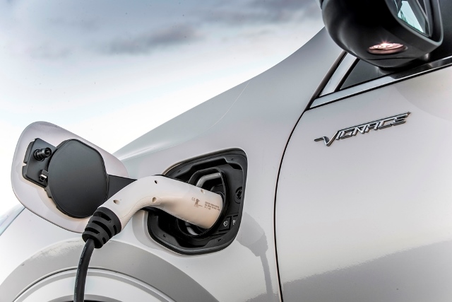 Plug-in-Hybrid beim Laden