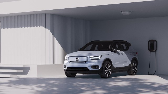 Volvo-XC40-Wallbox.jpg